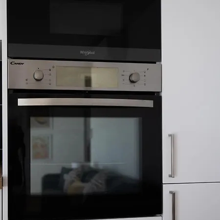 Διαμέρισμα Vue Sublime, Terrasse Ensoleillee Et Parking Νίκαια