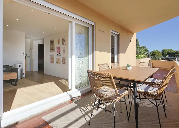 Vue Sublime, Terrasse Ensoleillee Et Parking *